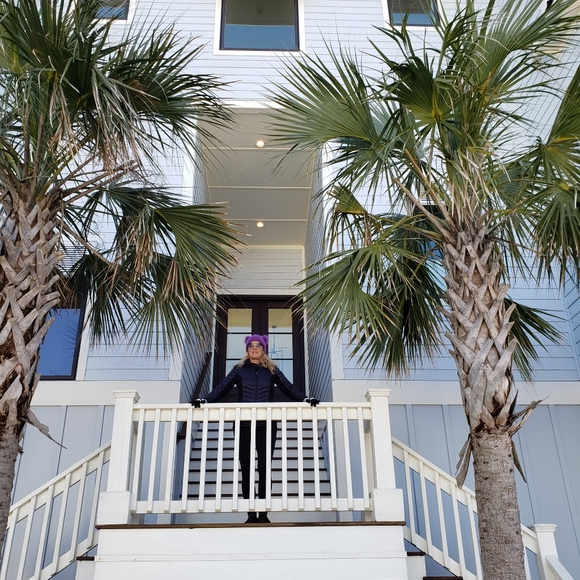 Meet your Posher, Phyllis - Picture 10 of 12